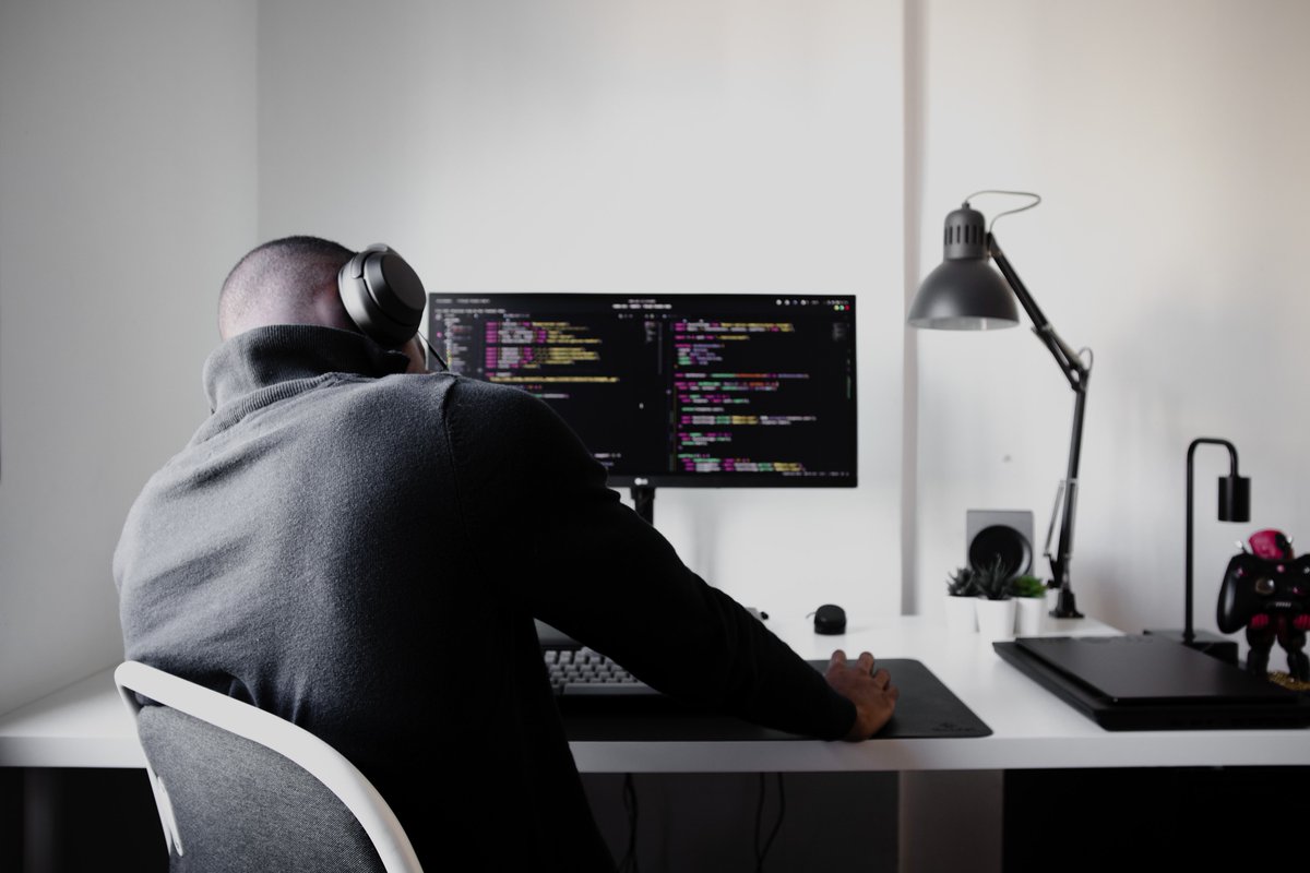 omarqe's tweet photo. Full stack developer, kalau dia beli template mahal/cantik macamana pun untuk setel bahagian frontend dia,

Hasil kerja dia akan masih confusing kalau dia tak pandai design flow UI dia. Kalau terlalu kritikal, boleh jadi dia akan temui jalan mati.

Apa yang aku buat: https://t.co/8I80L0QKSD