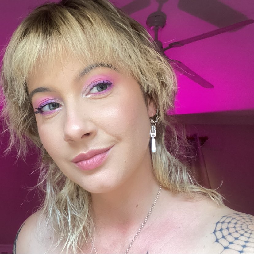 real_loose_unit's tweet image. V Day MWAH 💓