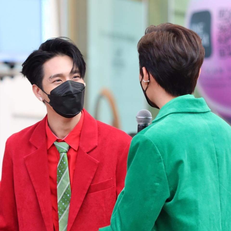 Anothersiwat's tweet image. I don&apos;t know how much &apos; I Love You &apos;... 🥺🥺
Stay here, love each other like this... 🖤🦖
I wish Happy Valentine day.. 
#DayoflovePROMMARK
#ANOTHERBOYTJ 
#MSIWAT 
#prommark1stmyanmarfan