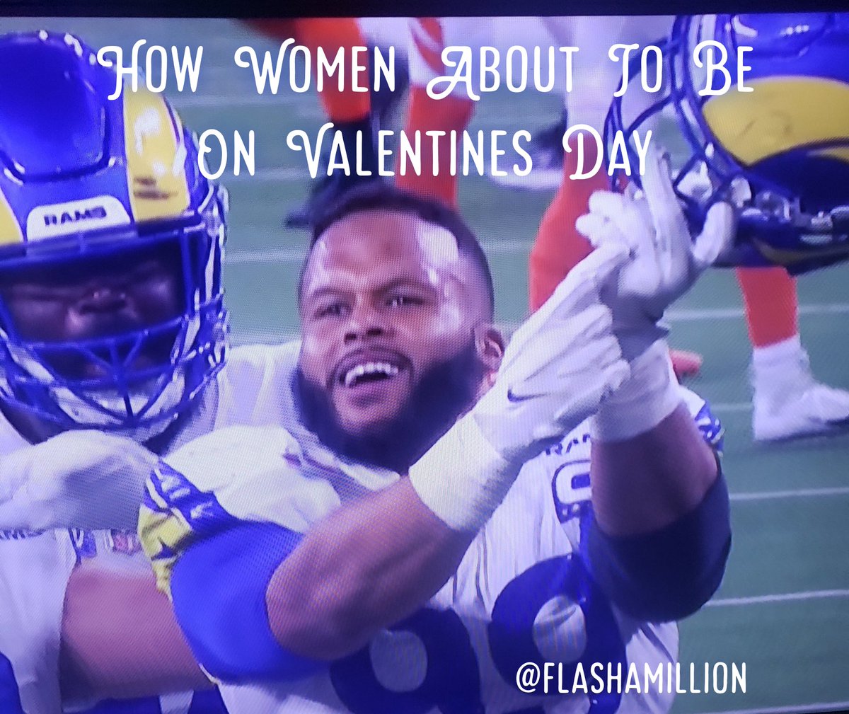 SLM_KIDD's tweet photo. How these women finna be on valentine's day .... #putaringonit https://t.co/e5QMxph7vJ