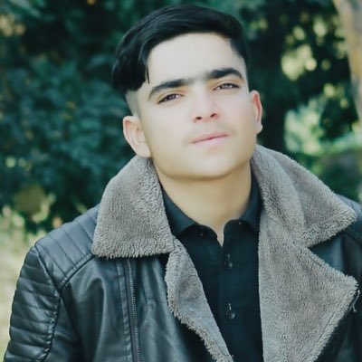 JawedAf64298992's tweet photo. #NewProfilePic https://t.co/GhyCVZ6GXQ