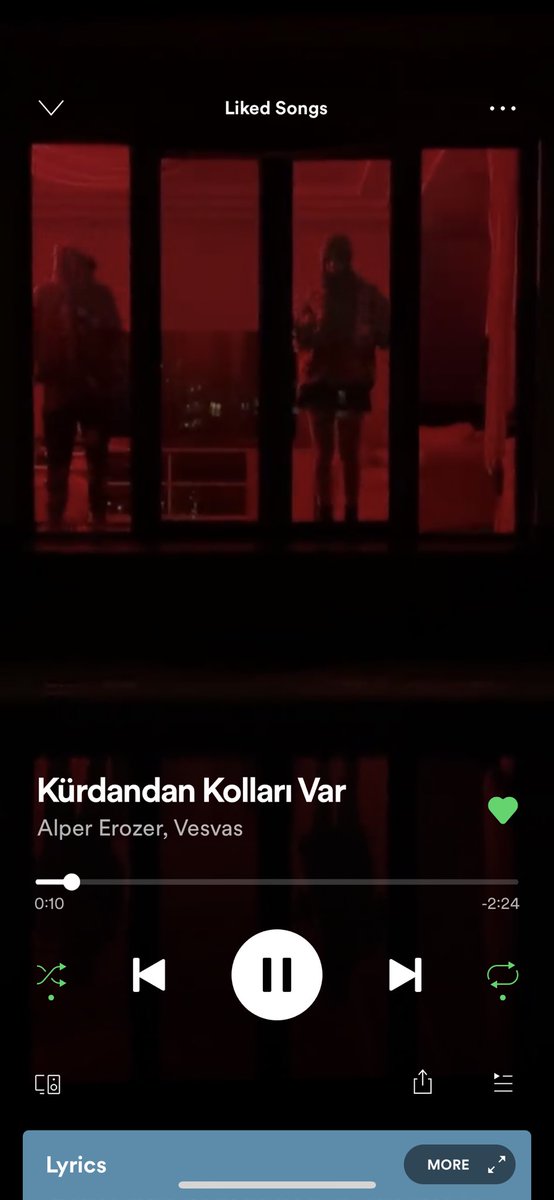 abi bu şarkı sarıyo artık ironi değil #BizimİcinTekAcıklamaOnline