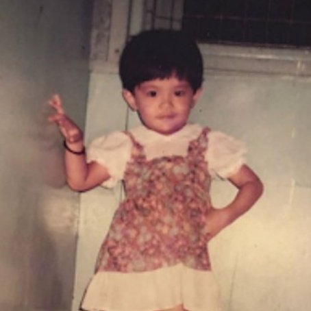 We're celebrating #WomenInSTEM all month with stories from our #WomenInScience WG. Today's #ThisLittleGirlIsMe #GYAblog features Chan Siok Yee (Universiti Sains Malaysia), who's gone on to become a #Pharmacist, #researcher, #educator and green ambassador
globalyoungacademy.net/gya-blog-thisl…