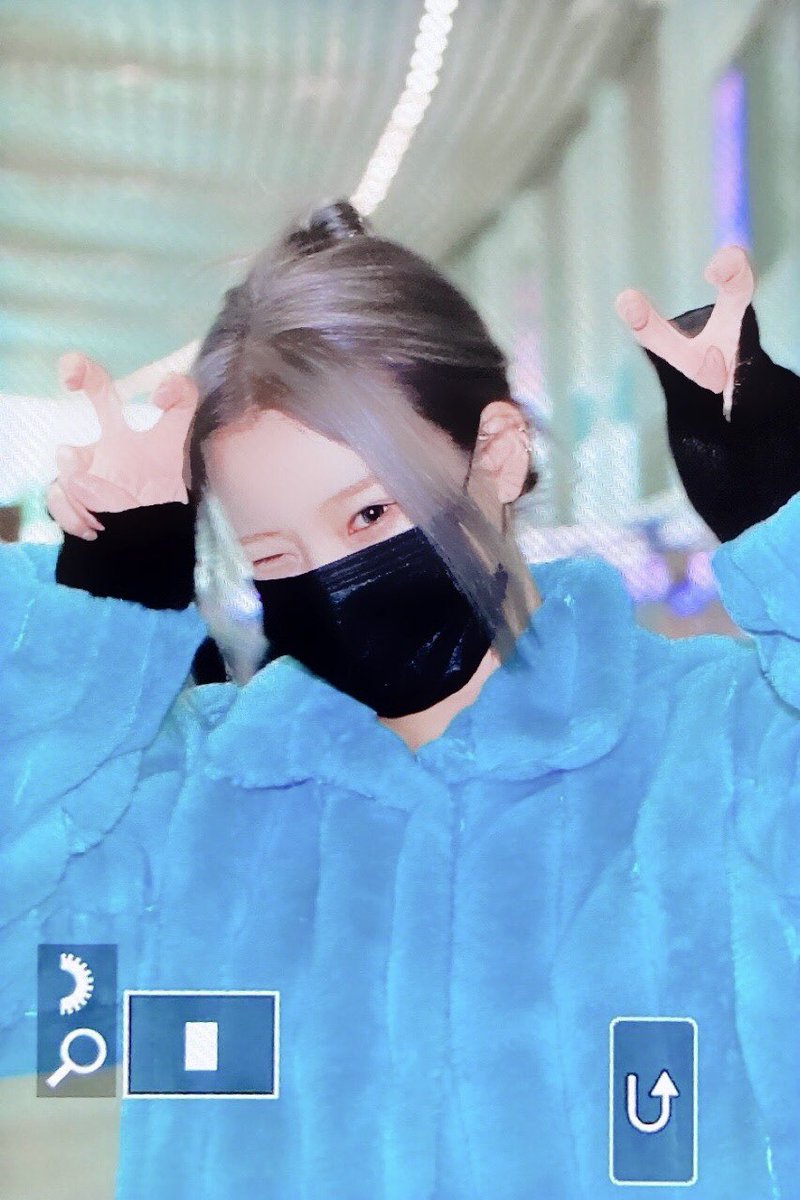 990818MB's tweet photo. 220214 주이 프리뷰

헷

#모모랜드 #MOMOLAND #モモランド
#주이 #JOOE #이주원 #ジュイ https://t.co/0oPH1Vg0an