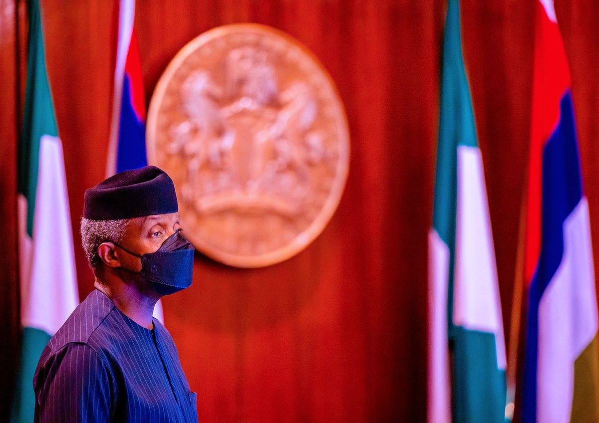 Positive9ja1's tweet photo. 2023:
"Youths Let Your Generation Heal Wounds, Build A Great Society". - VP Yemi Osinbajo
#GetYourPVC
#JoinAParty
#GetInvolved https://t.co/58nRo7x4Ml