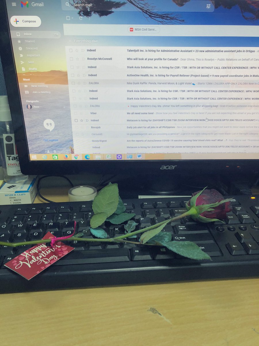 phoenix191529's tweet photo. Happy Heart’s Day in a bloomy boring day🤭 https://t.co/SUAoeUJUbS