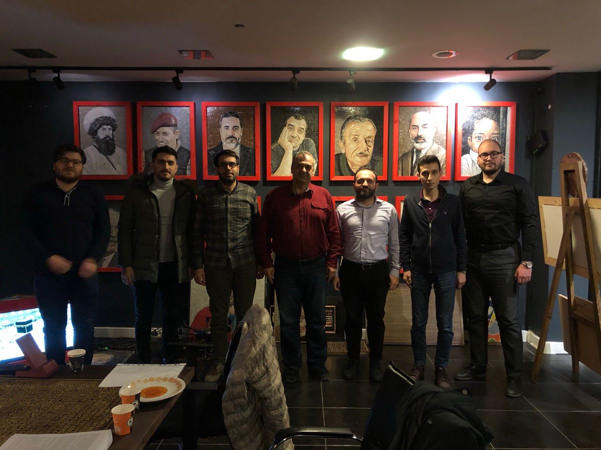 Dr. Mehmet Hakan Sağlam Hocamız (<a href="/mehmethsaglam/">Mehmet Hakan Sağlam</a>) ile Mozaik ve Ahşap Atölyesi'nde buluştuk. Toplumları Şekillendirmede Sanatın Rolünü konuştuk.

yeditepegrubu.com/single-post/dr…