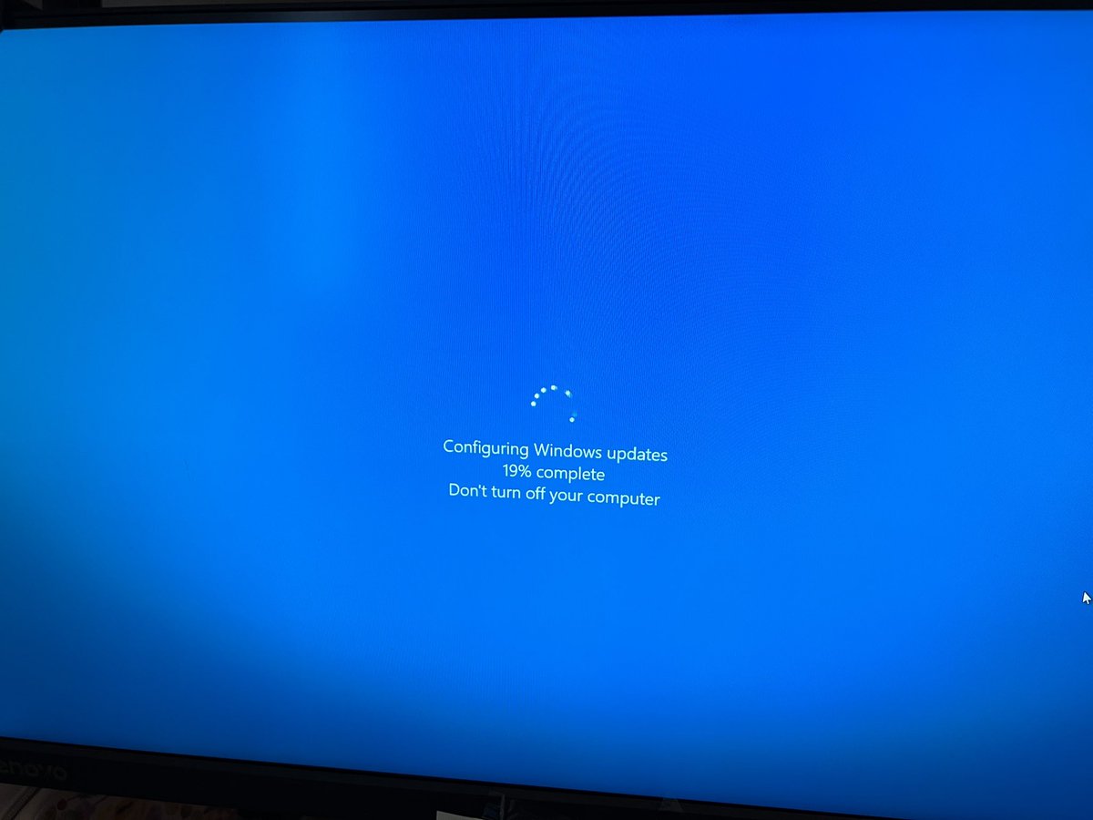KatherineC_CG's tweet photo. Don’t you just love Monday mornings🙄 https://t.co/Ccpk1Twwwg