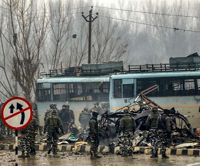 RaavishRana's tweet photo. 14th February, 2019!!!
My heartfelt tribute to the martyrs of Pulwama!!
My salutes to the family members of these martyrs.
#pulwamaattack #crpf #pulwama #indianairforce #army #india #jaihind #indiannavy #indian #airforce #14Feb #14February #indianarmy https://t.co/RRYKncVOVJ