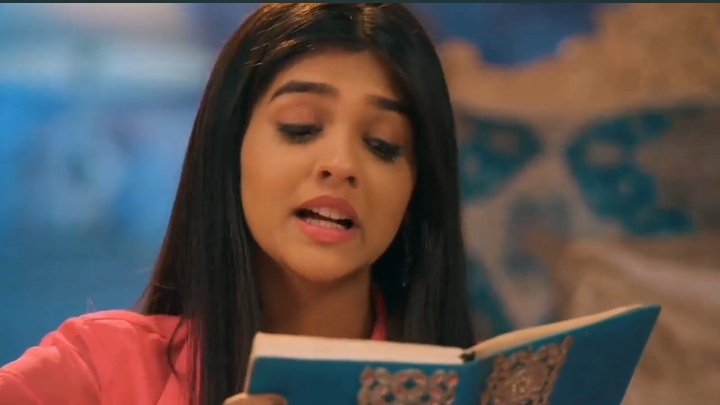 Varsha. on X: Naira will always be their guiding angel rather than it be  through her diary, she will be the strength and “Mumma aapko ehsaas  dilayegii ki aap uss problem ka