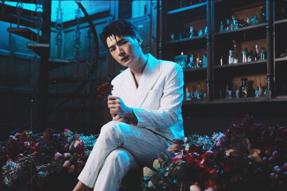kristfilms's tweet photo. CAN'T WAIT FOR THE MV [ #เกลียดเธอไม่ลงMV #KristPerawat ] https://t.co/9CBX5csh5a