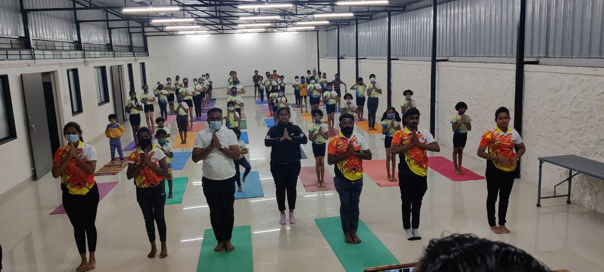 Suryanamaskar program jointly by Ahmednagar District Yoga Prasar Sanstha and MMYTC AHMEDNAGAR team
#750millionsuryanamaskar 
#75करोड़सूर्यनमस्कार