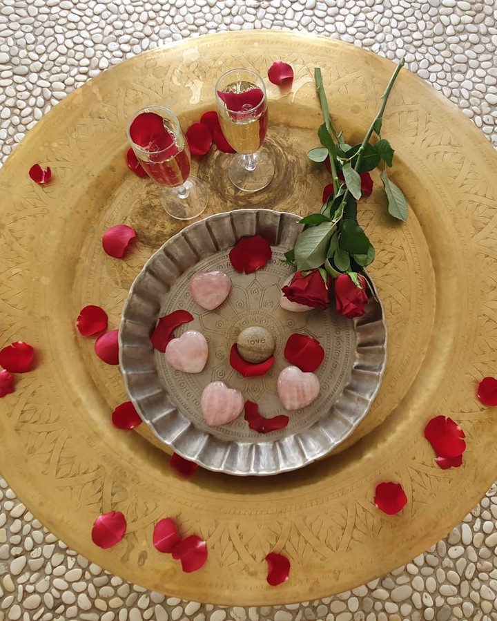 Sending love to all our followers this valentines day from all of us at Bushmans Kloof . 

#BushmansKloof #Cederberg #Clanwilliam #RedCarnationHotels #MeetSouthAfrica #LuxuryTravel #SouthAfrica 
ow.ly/CizE50HLfpV