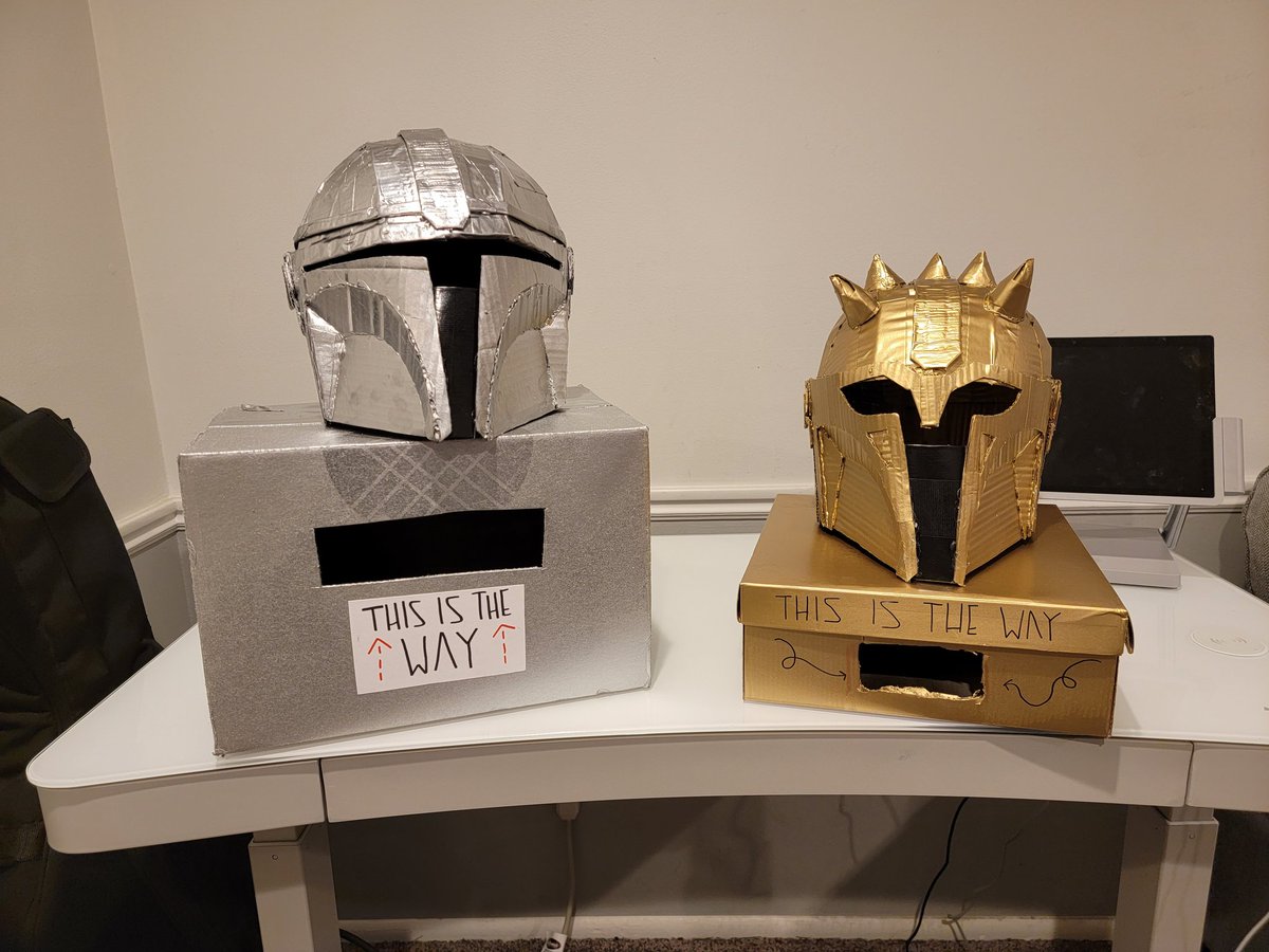 mikecallangelo's tweet photo. This is the way... We get ready for Valentine's Day at our house. Father daughter matching themed boxes. #Mando https://t.co/VF7i8dXSDH