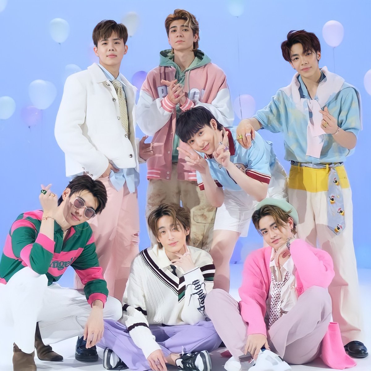 girlplsgetout's tweet photo. ปีนี้เราหัวใจพองโตเพราะพวกนายเลยนะแฮปปี้ที่ฉุดดดดดดดด 🥰🥰
#ValentineWithATLAS https://t.co/6FiGpDLNc6