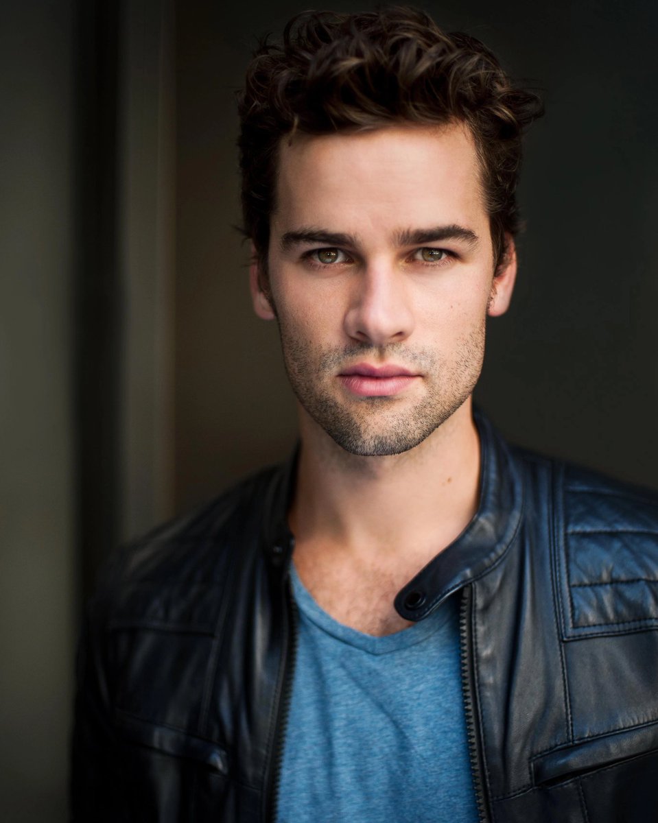 *request for @ferndalerpg *

Name: up to writer
Age: up to writer
Fc: Andrew Lees
Connection: Selah’s ex husband and father of her son