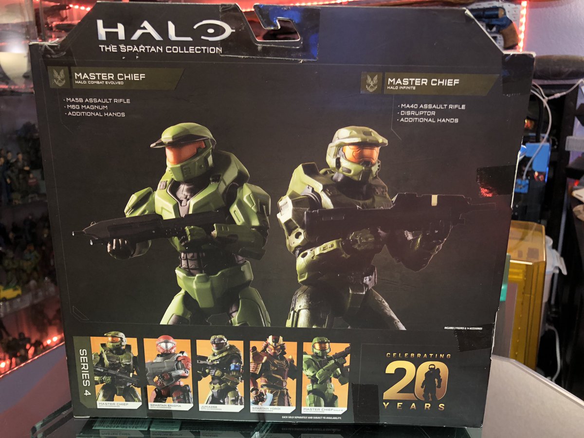 GeekToyLove's tweet photo. #mailcall (extra special on a Sunday) today was the GameStop exclusive #TheSpartanCollection 20 years double pack. The CE Chief and the Infinite Chief. 
The Infinite version is an improvement over the series 1 figure. The CE is just as basic as all the other. The visors are cool https://t.co/YHgVQVQboV