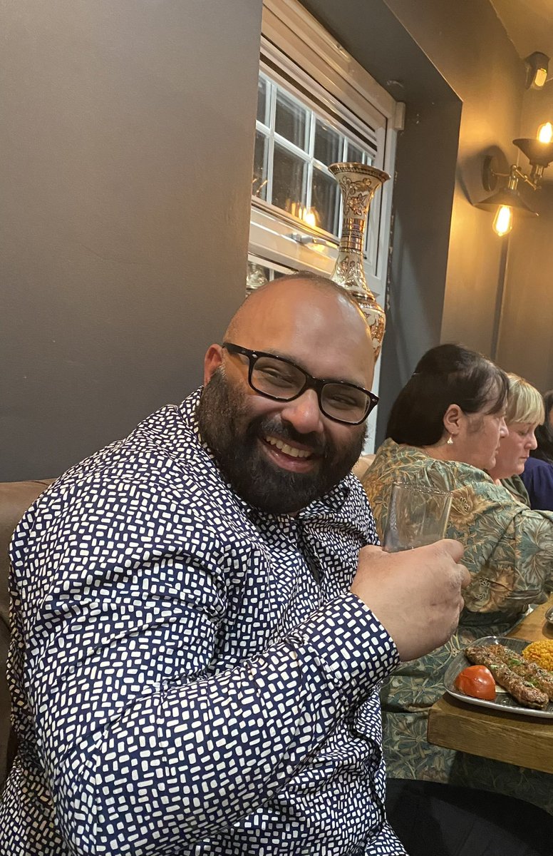 TindaSahota's tweet image. Couldn’t do it without this lovely bunch ❤️💙 dinner on me and doubles and cocktails flowing! #teamworkmakesthedreamwork