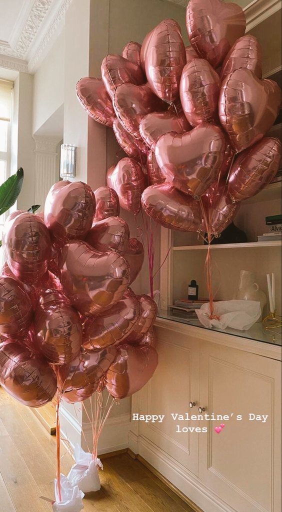 you deserve all the love and happiness in this world. i want you to feel like you're the most loved person on earth because you are. thank you for being one of the kindest and dearest to me. I love you, my girl and happy valentine day.