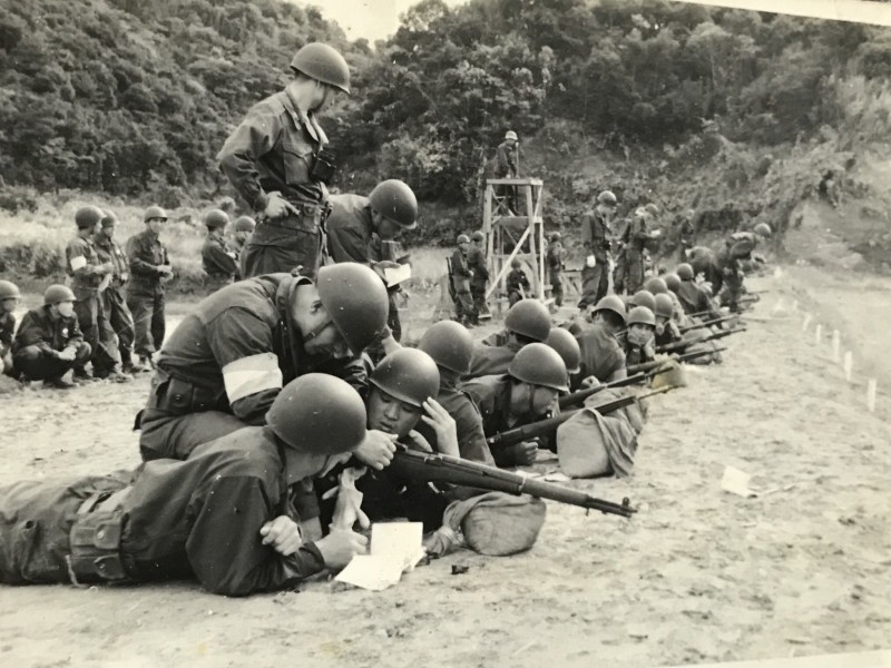 war_only's tweet image. Японская 7,62-мм автоматическая винтовка тип 64. (64式7.62mm小銃) - история о том, как японцы после Второй мировой свой путь в стрелковом оружии искали. Часть 1....

war-only.com/yaponskaya-762…