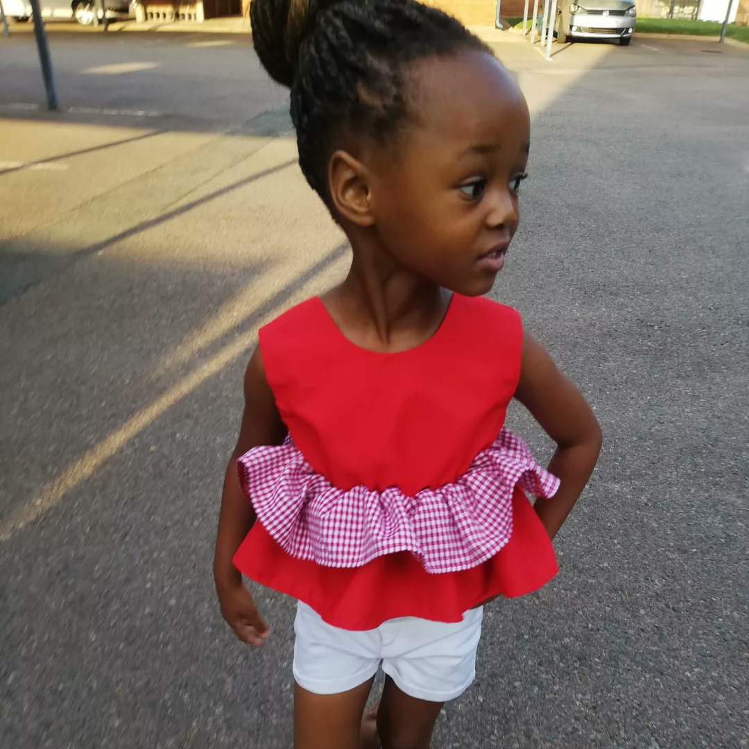 Kasi_Baby_Clo's tweet photo. ๐ Happy valentines from our inhouse model to yours ๐๐นโค๏ธ
.
.
.
.
.
#Fashionista #FashionableKids #InhouseModel #runway #leratokganyago #OscarPretorius
๐ฅฐ๐
๐๐บ https://t.co/eGrXsF1d8O