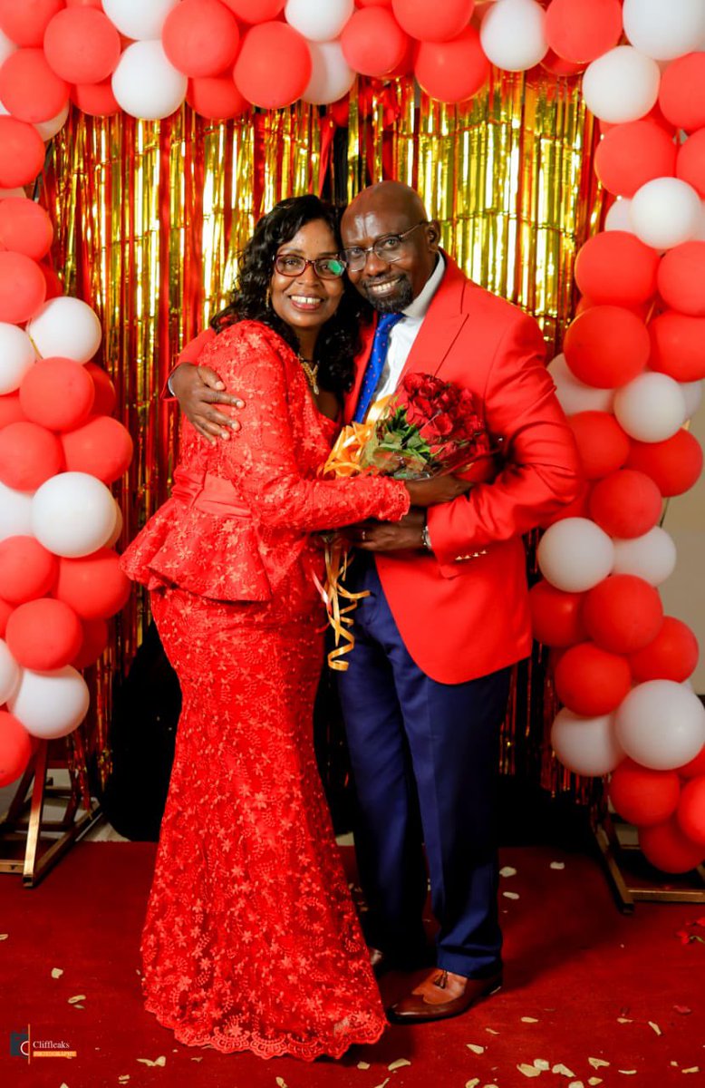 rev_estherk's tweet photo. Hello friends, HAPPY VALENTINES FROM US TO YOU❤️.
Just wanted to let you know this day, that God loves you. John 3:16 says “ For God so loved the world that He gave His only begotten son…”. 
So I want to let you know, that you are Loved by the Lord . https://t.co/J7hOkmaBIY