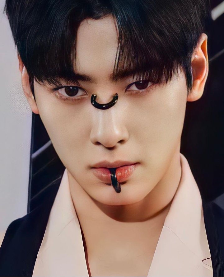 wannayourstar's tweet photo. #EUNWOO:HIS LOOKS ARE CAPABLE OF KILLING ANYONE!!✨ https://t.co/0fzOV6gKdb