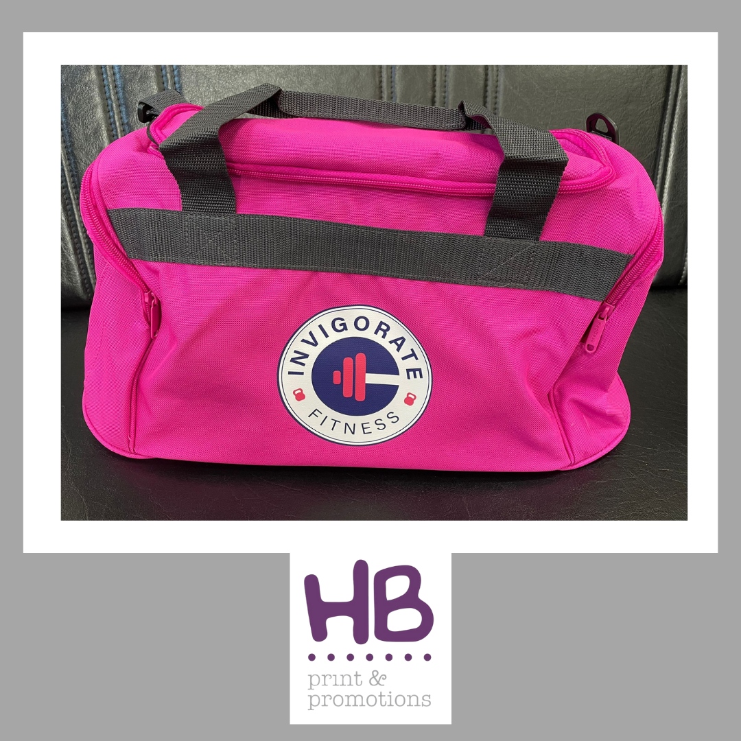 HBPrintandPromo's tweet photo. Getting fit? Need a new gym/sports bag? 💪

Look at this stunning bag we've branded for Invigorate Fitness 👌

If you would like to have something similar with your logo, or sports team name, get in touch!

#hbprintandpromotions #plymouth #brandedmerch #gym https://t.co/ZOnE7cSp8R