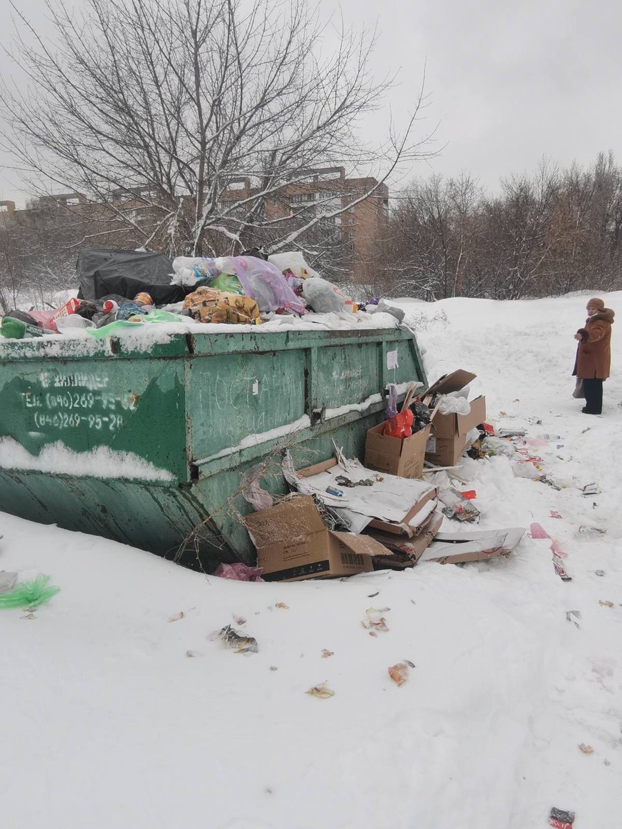 5rhLAxOqX93KnWs's tweet photo. Когда наконец вывезут мусор на ул. Вольной, частный сектор??? Месяц не вывозят. Платим исправно. Когда закончится это безобразие! Подъездные пути почищены. Обратите наконец внимание на Промышленный район. Живём как в богом забытой дыре!!!! @promadm @E_Lapushkina  @SamMobilePriem https://t.co/ihGqkIQvGb