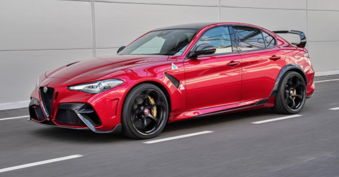 ¡Feliz #SanValentín! ❤️  En un día tan románico, desde #cochesnet te traemos coches que no despiertan tanto romanticismo... ow.ly/zKUg50HU3ot