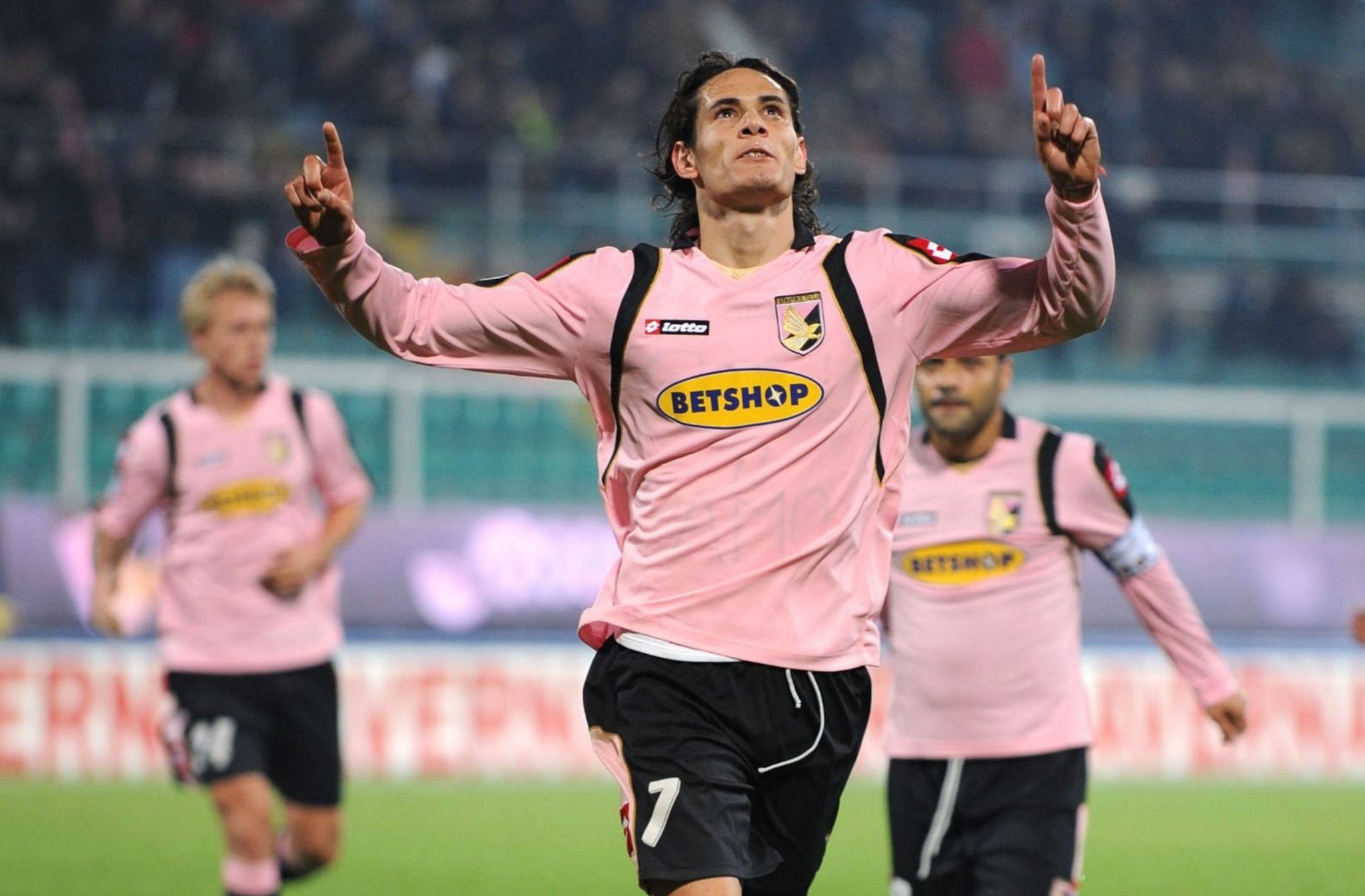 Happy Birthday Edinson Cavani! 