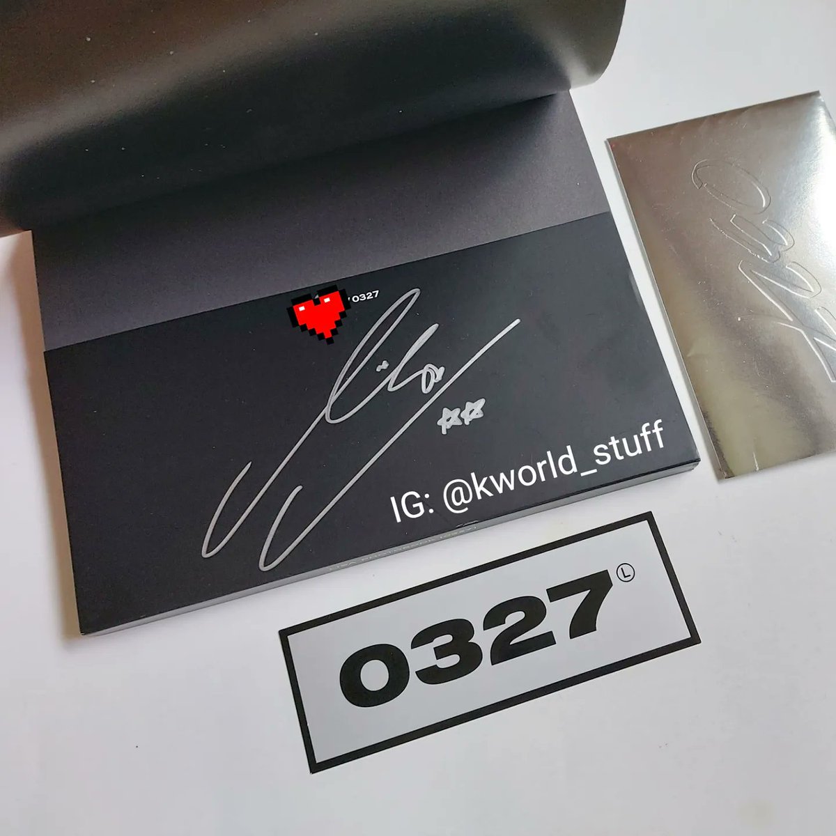 KworldStuff's tweet photo. WTS: BLACKPINK LISA Signed 0327 Photobook (1st Edition)

Rare!
Official &amp; authentic.
In excellent condition. 
Only 327 copies are signed version, this is one of them!
Signed by Lisa herself.
With an unique number written.

USD$900.
Including TRACKED shipping
DM me if interested! https://t.co/sIuYB0TWhG