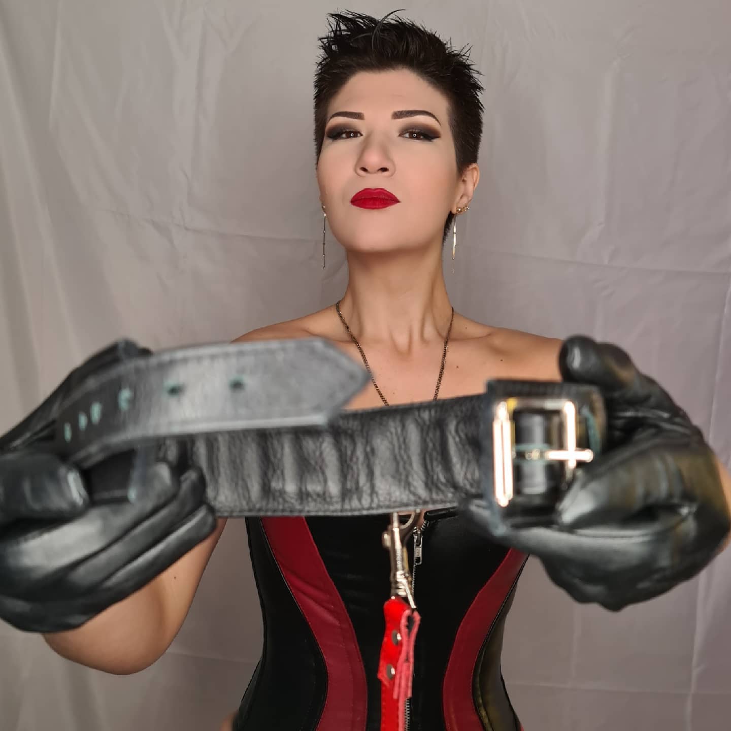 TW Pornstars Mistress Alexandra Balance Twitter Come Closer tw-pornstars-mistress-alexandra-balance-twitter-come-closer