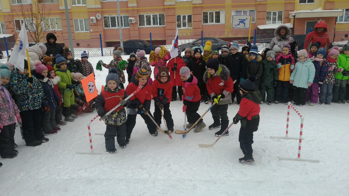 С 7 февраля по 11 февраля на территории нашего детского сада состоялись Малые зимние Олимпийские игры. vk.com/semicvetikjug?…