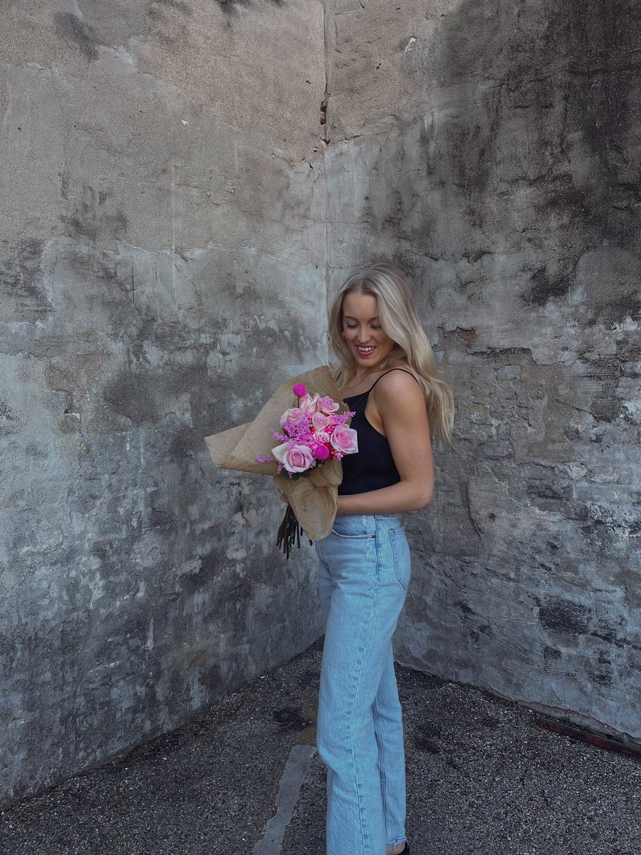 EmmmmmStinson's tweet photo. happy Valentine’s Day ❤️ https://t.co/ikH1uQ195b