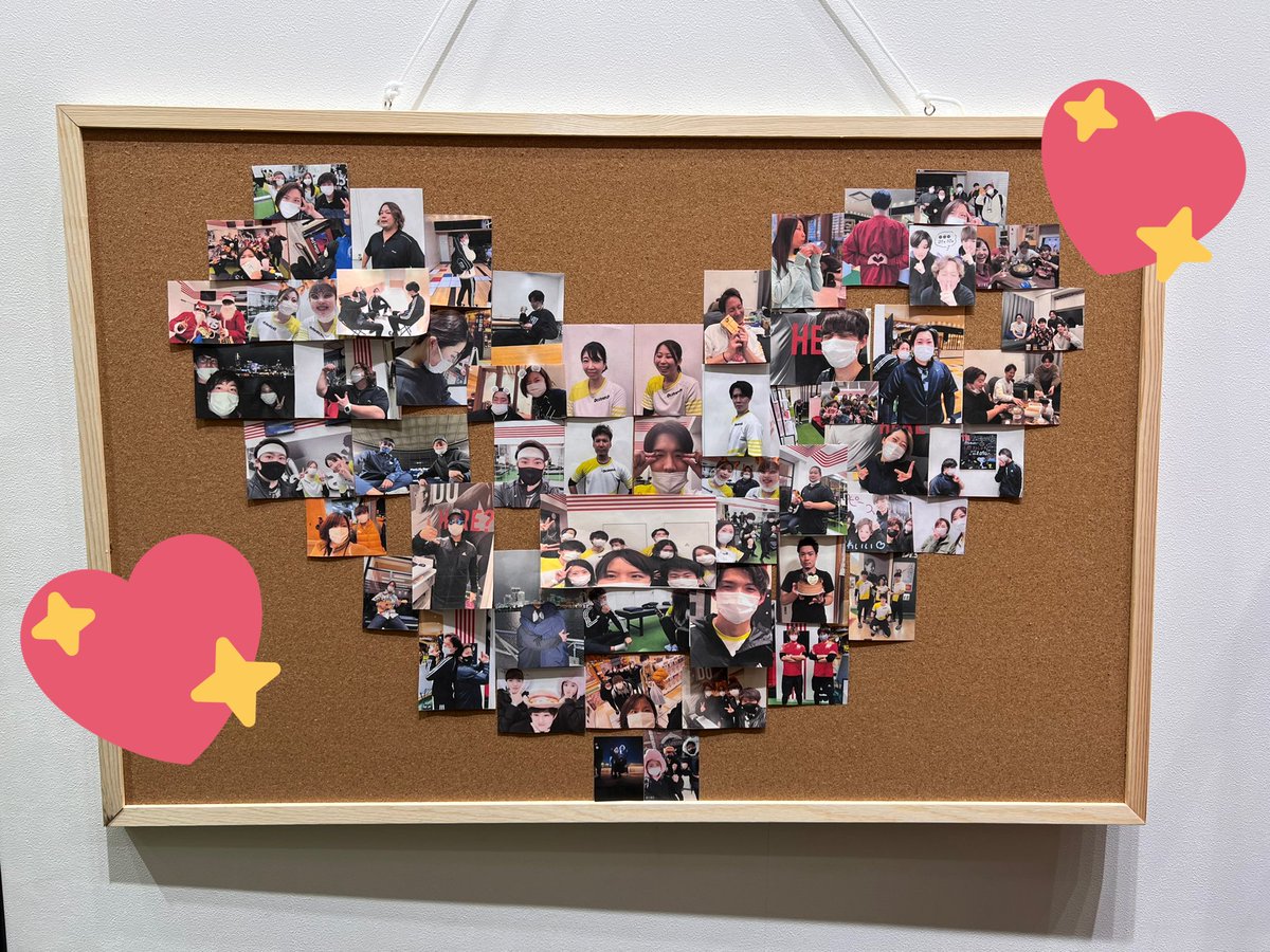 532Aya's tweet photo. みんな悩んで、泣いて笑って
そうやって年を重ねていくんだ
たまには逃げるもありだし
止まるのもあり
あたしが引っ張る時もあれば
引っ張ってもらう時もある
一人だけど、独りじゃない
貰った分、それ以上の"愛"を...
あたしに出来ることは、ただそれだけ。 https://t.co/OnKmbmWIlX