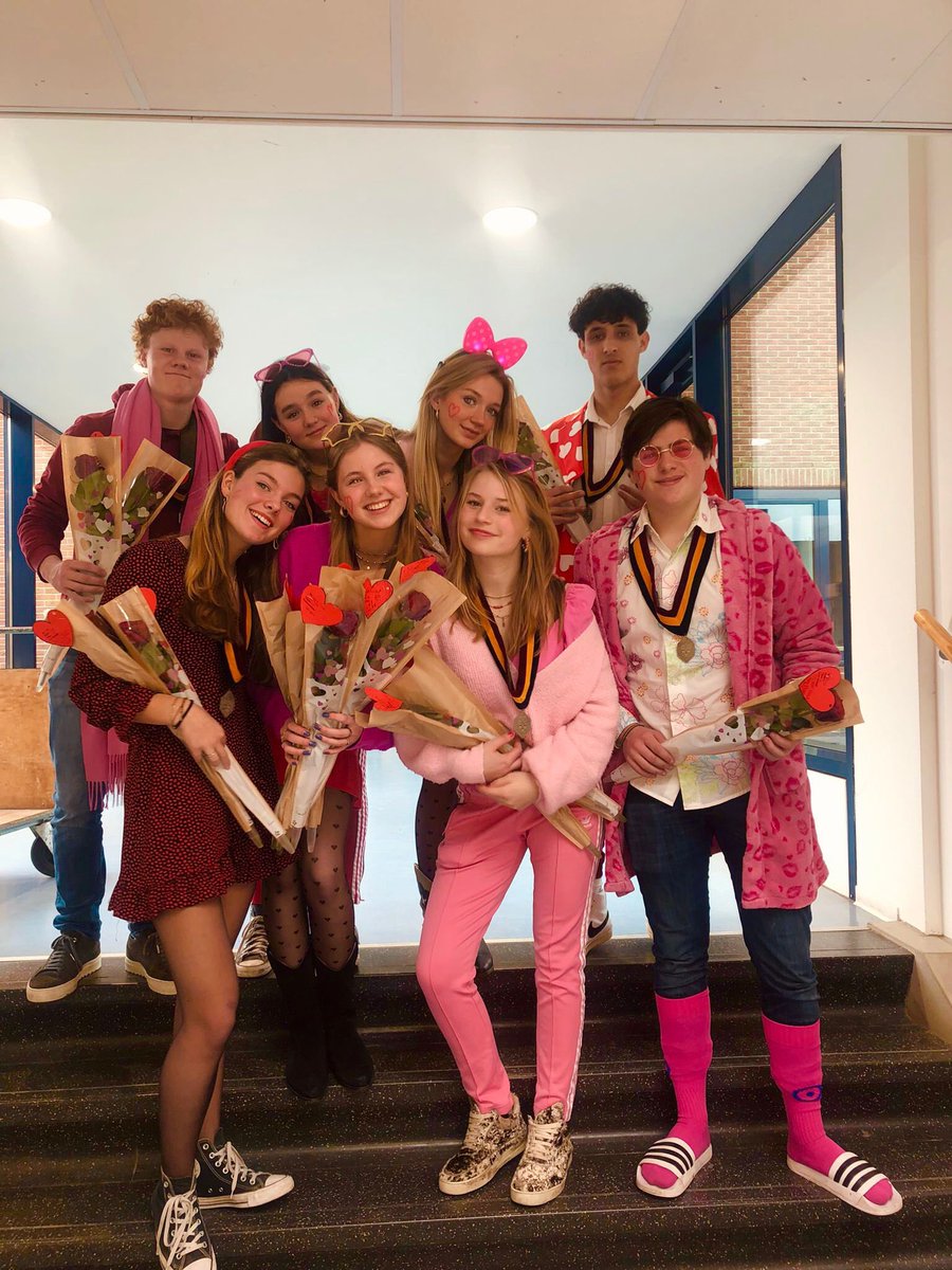 Het Baarnsch Lyceum tweet media