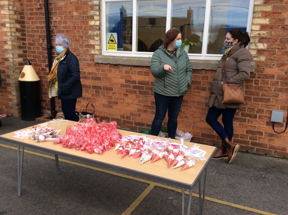 TilstonSch's tweet photo. Our fabulous TSA @TilstonTsa give up so much time to help raise funds for our school and we are very grateful. Thank you for helping to make a difference. #parents #ValentinesDay2022 https://t.co/Ers6KjPoe4