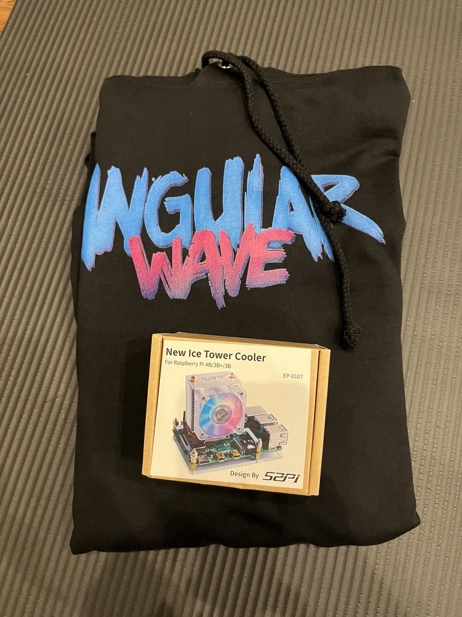 ic_lifewood's tweet photo. 日中オンラインミーティング中届いた品々
#AngularWave #52Pi https://t.co/exlUZ8YXoh