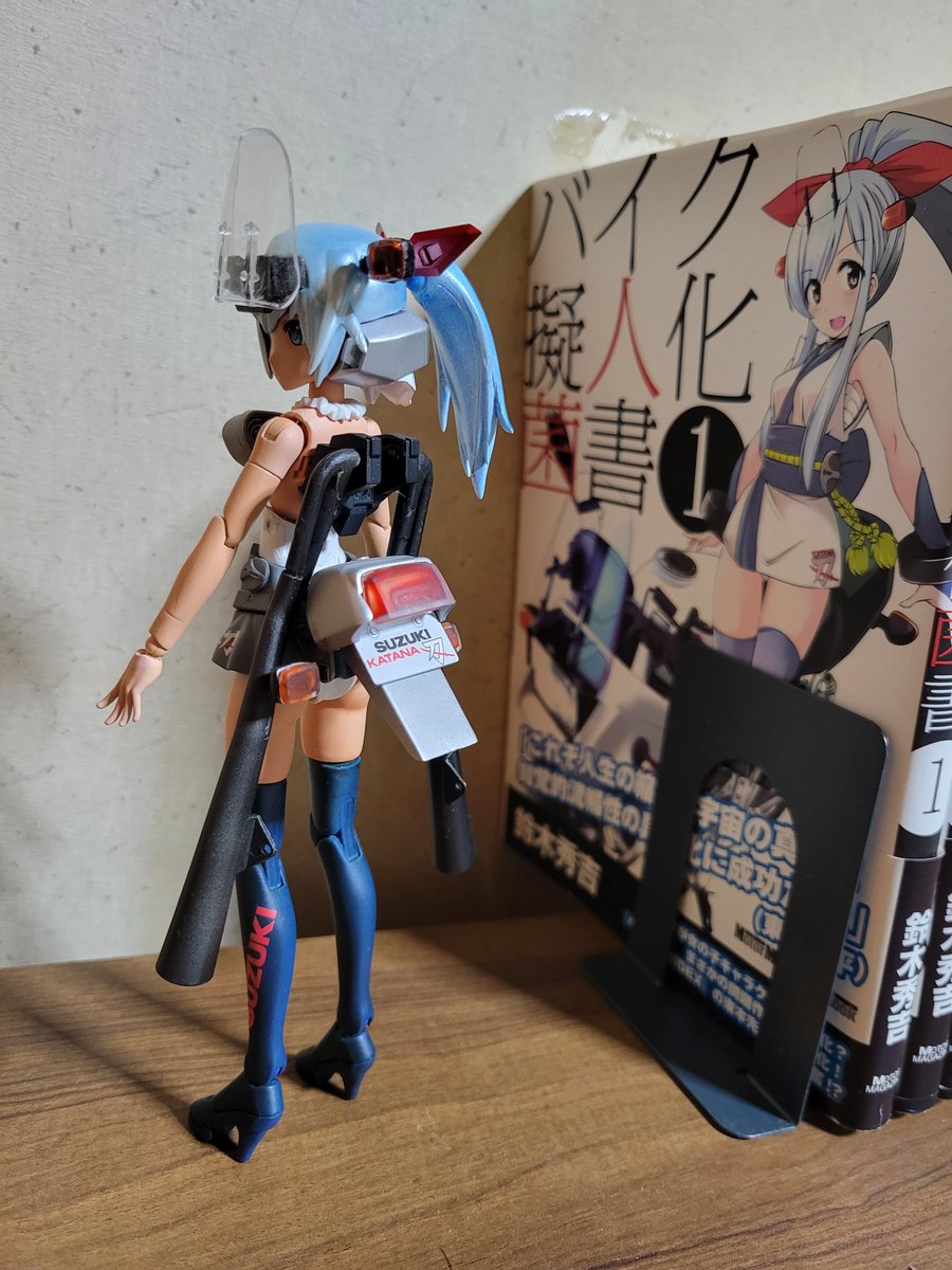 PtQUsUMwFd1cPi7's tweet photo. 完成しました！
初めてのFAガールの塗装改造なので
荒い所が��ったりなので
アドバイスなど頂けるとありがたいです。(^-^)

#バイク擬人化菌書
#アニメ化
#フレームアームズ・ガール
#FAガール
#美少女プラモ
#GSX1100S 
#KATANA
#スズキ
#SUZUKI https://t.co/SQu9g8wQqb
