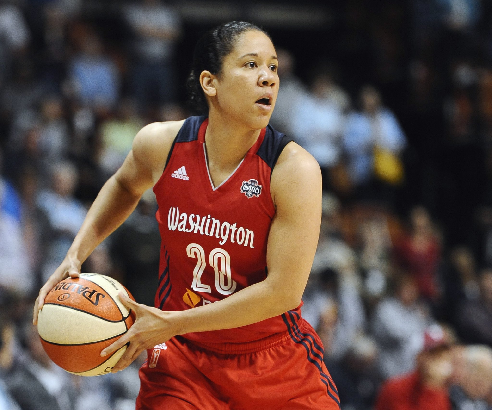 Happy Birthday To Duke Women s Basketball Coach And Former WNBA Champion Kara Lawson .

*WNBA All-Star (2007) 