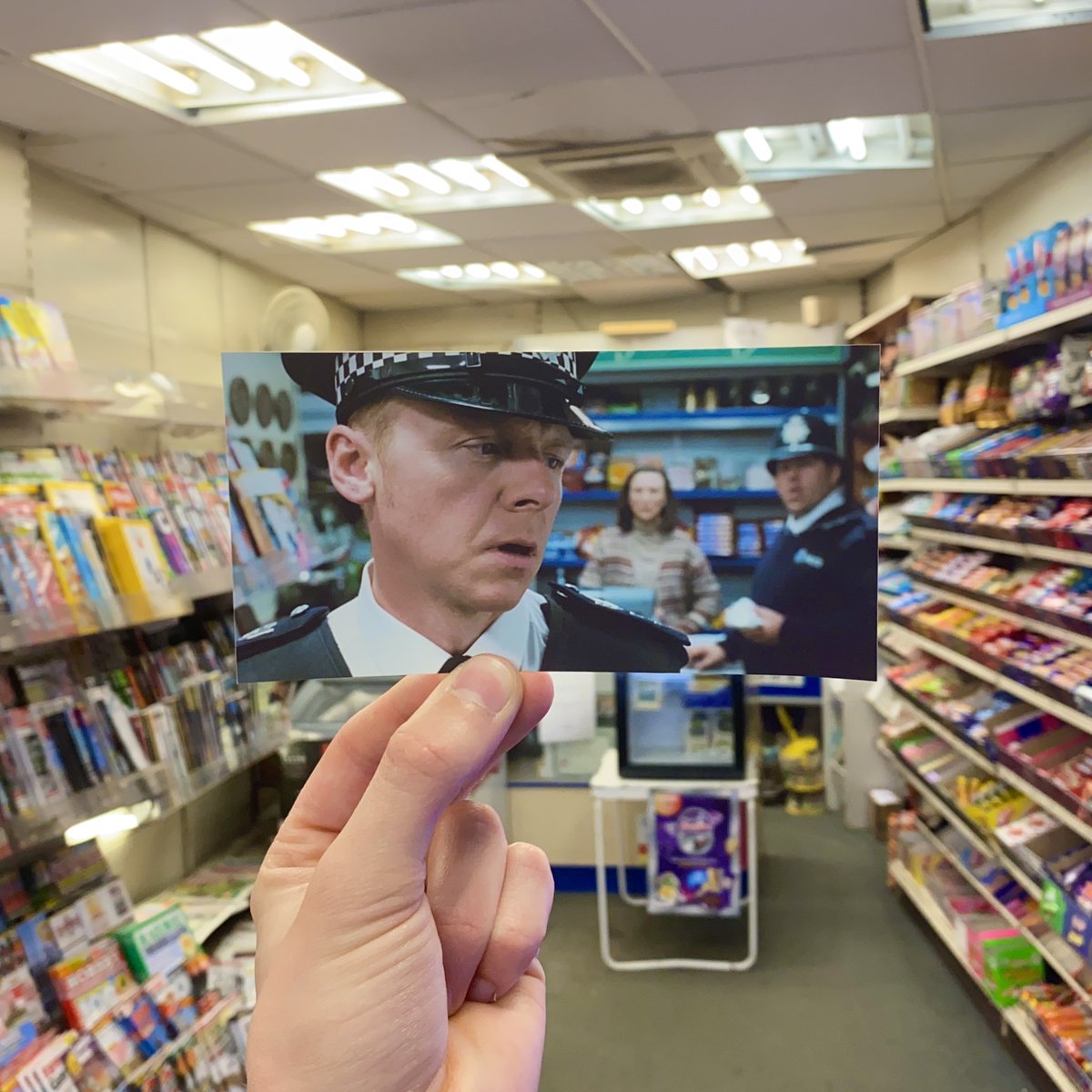 thomasduke98's tweet image. A great big happy birthday to Hot Fuzz and Simon Pegg! 🦢🚓