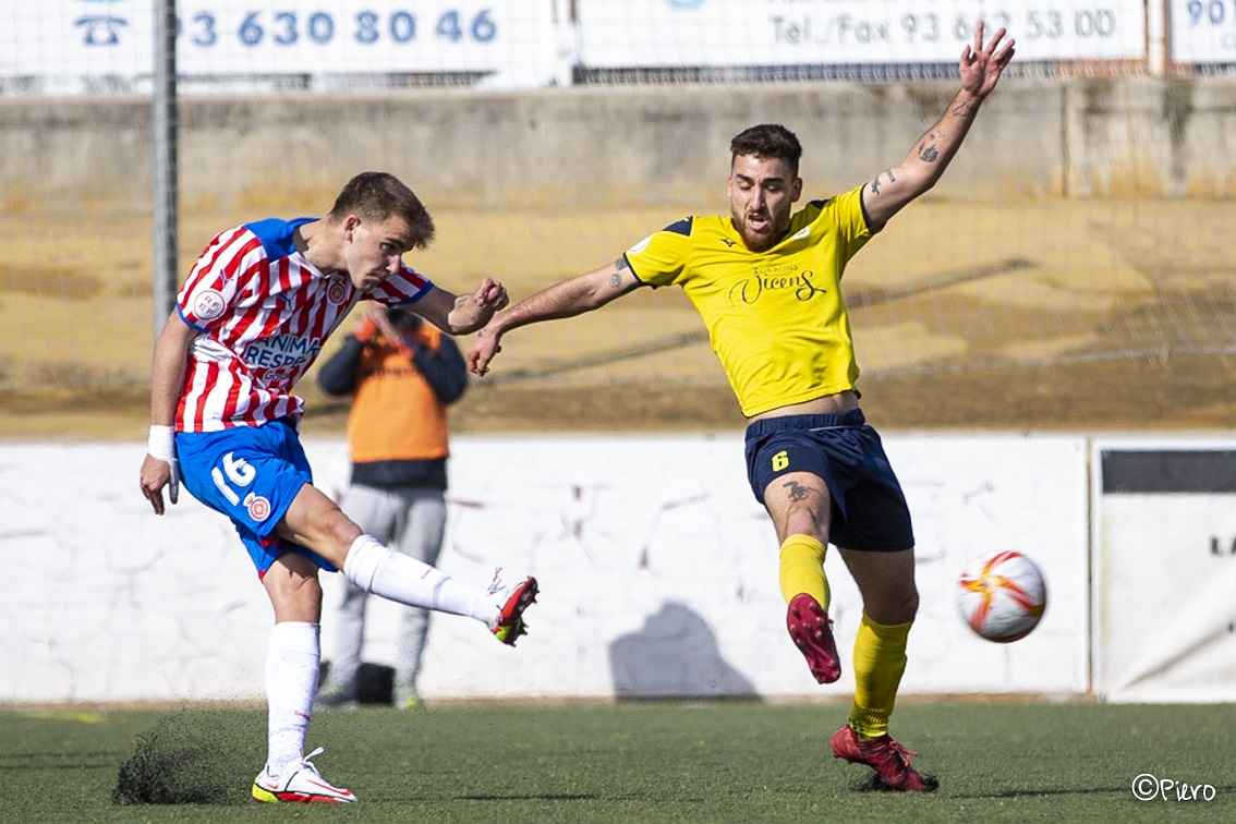 #PrimerEquipUEC | 🟡🔵

📌 A la vostra disposició la CRÒNICA del partit <a href="/uecastelldefels/">UE Castelldefels</a> - <a href="/GFCAcademia/">Girona FC Acadèmia</a> (1-3) j23 #3RFEF5

🖊️ 'Bon esforç sense premi'
▶️ Completa a bit.ly/3uPdTHw

📸 <a href="/PieroActionSpo1/">Piero.ActionSports</a> 

#SomHiGrocs #18de3div5