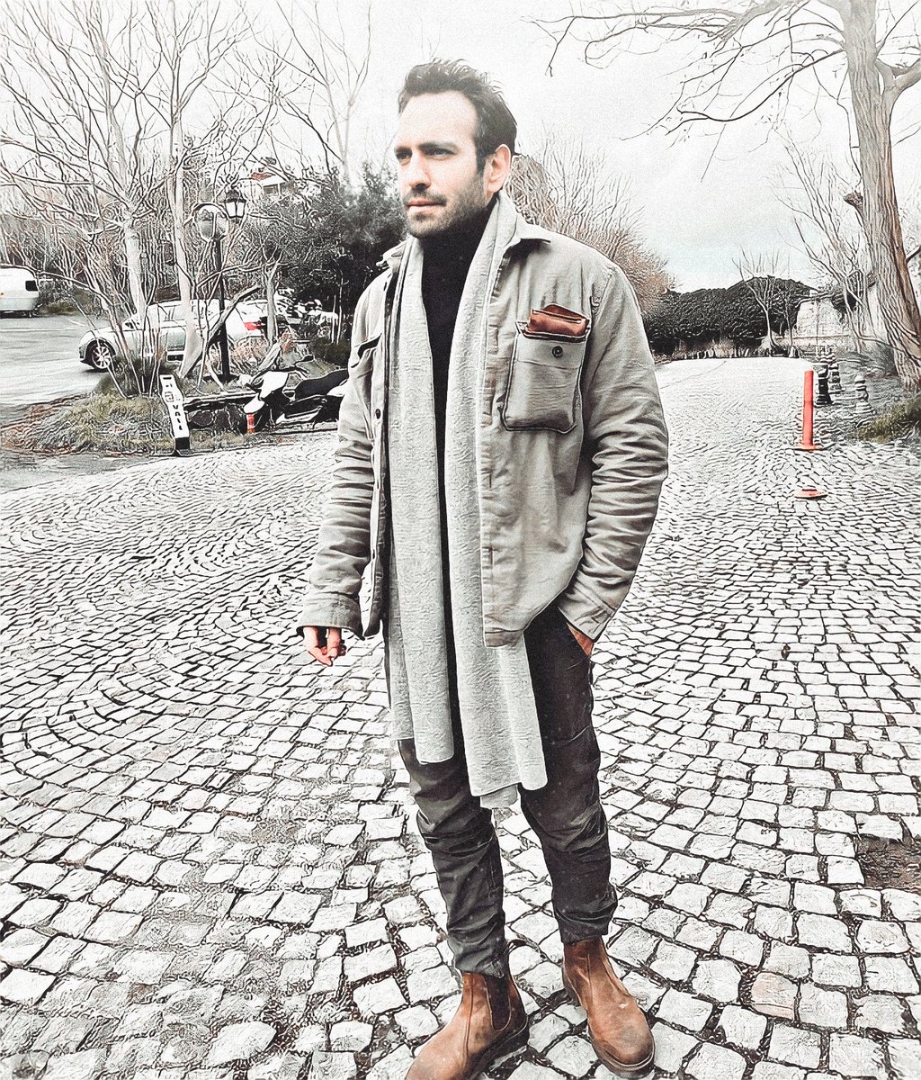 ForBugraGulsoy's tweet photo. 🖤✌🏻

° #buğragülsoy ° https://t.co/F5mfGAGKYh