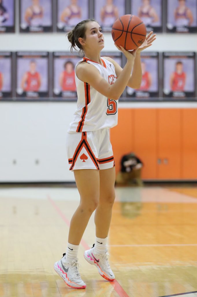 AC_Athletics1's tweet photo. All-MSL | GBK 🏀

•1st Team- @EmilyBuckley_5 
•2nd Team- @grace_davis07 
•Honorable Mention- @HaileySowers2 

Congrats, Ladies! ♠️

•S/O to @ScottIles for the great pics! 📸 https://t.co/lFnjN89pUX