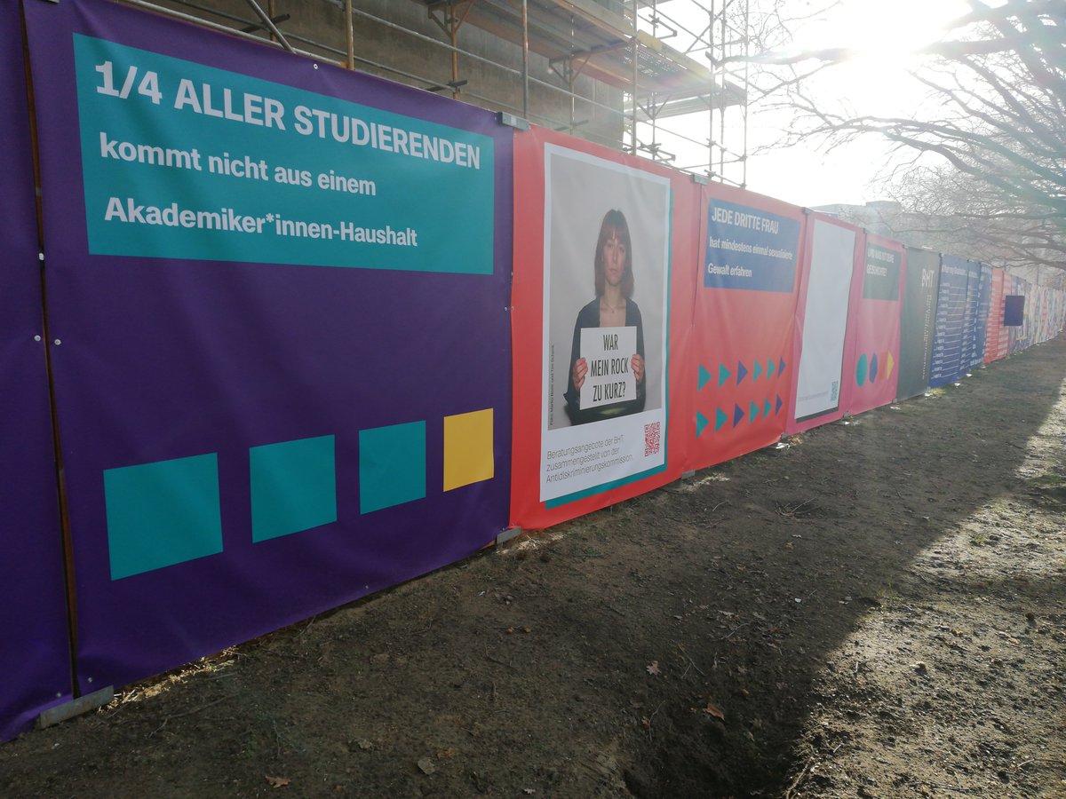 Tolle Aktion von Studierenden und unserer Kollegin Franziska Loh. Bauzaun am Neubauprojekt an der BHT