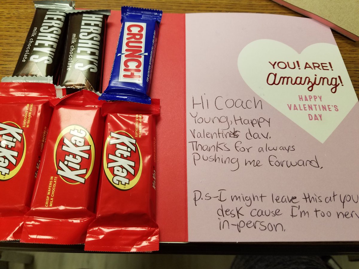 nfaswims4physed's tweet photo. What's better than #chocate? The words in this card from one of my students ❤🏊♀️🦅 @newburghschools @NewburghTA @NYSAHPERD @R_CruzSilva7 @MattSpellmanNY @hharrison45 #HappyValentinesDay https://t.co/VXo4P2lrkh
