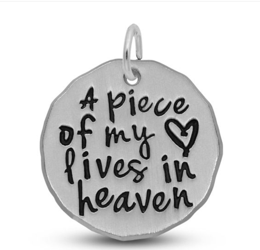 twilson824's tweet photo. Happy Valentine's Day!😍❤😇🕊 https://t.co/V0mIvJQ70B