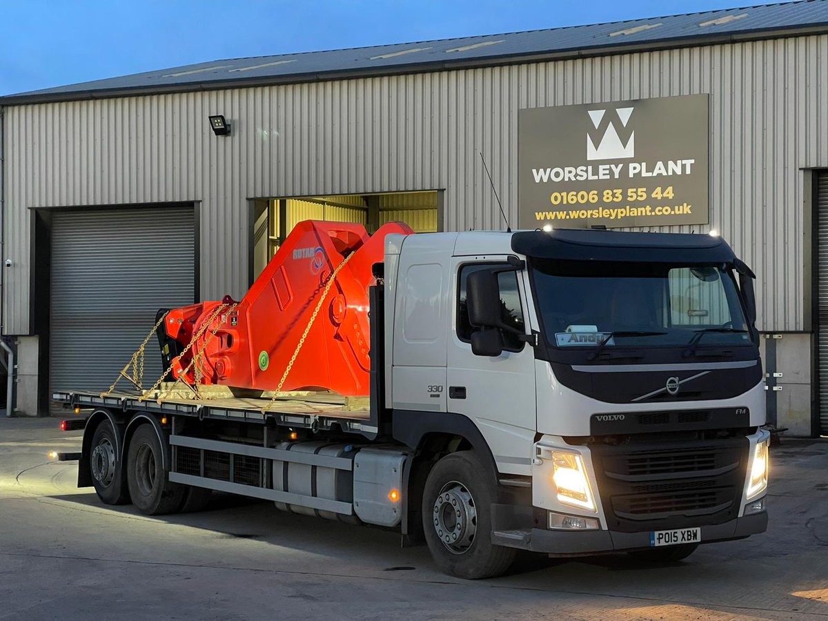 WorsleyPlant tweet media