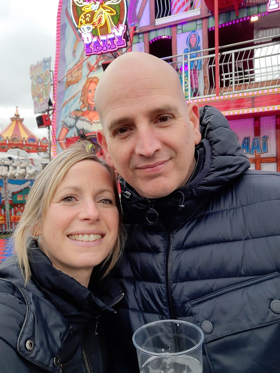 mandmpnut's tweet photo. @Dgrocker 
#HappyValentinesDay 
I don't need flowers,  chocolates or big romantic gestures ....... I just need you 🥰
Ps. We are running a bit low on malibu 😉 https://t.co/hg4Pxd01oe
